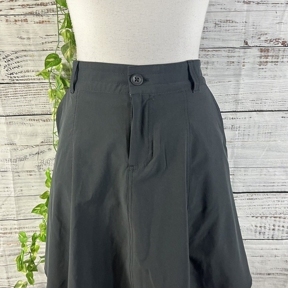 Eddie Bauer Skirt Skort size 8 Classic Black Short Swing Athletic Sports Modest - Picture 3 of 13